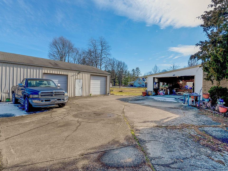 2942 Fair Oak Rd, Amelia, OH 45102 Zillow