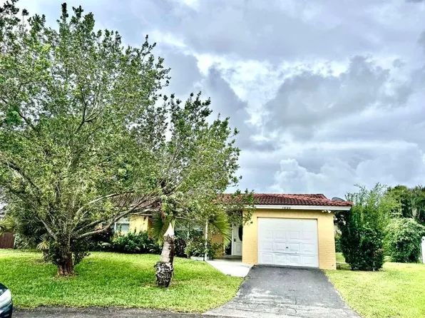7608 NW 43rd Ct, Pompano Beach, FL 33065