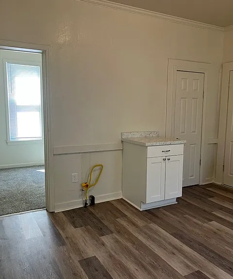 915 W Macqueen Ave — Photo 10
