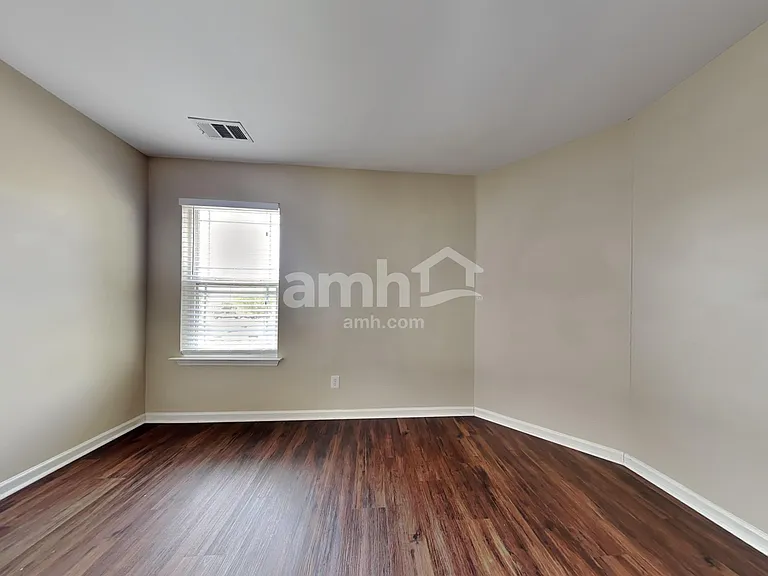 406 Flint Dr — Photo 7