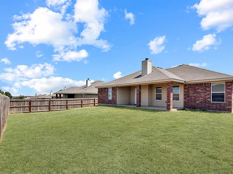 3605 Salt Fork Dr — Photo 18