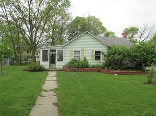 304 W Main St, Yorkville, IL 60560