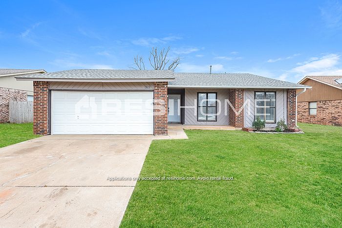1st image of 1305 Greenfield Dr