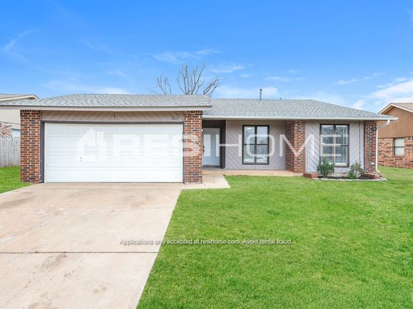 1305 Greenfield Dr