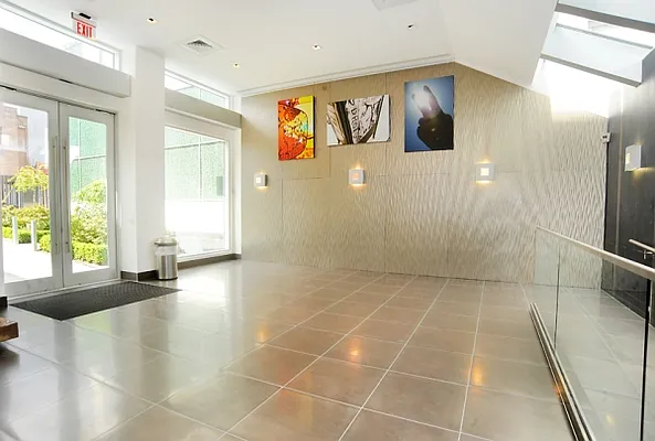 Rented by MNS | media 31