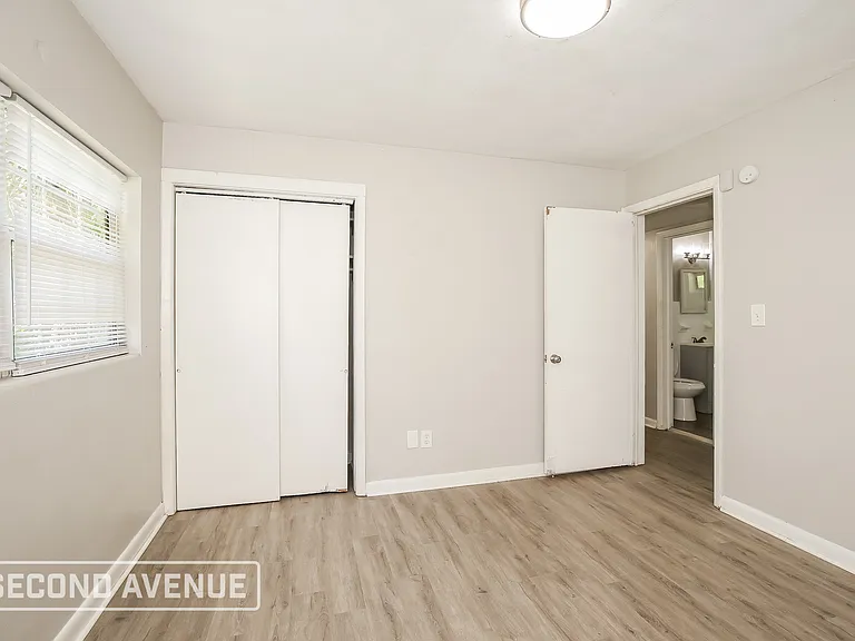 3015 Lansdell Dr — Photo 10