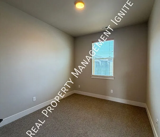 63087 Boyd Acres Rd — Photo 9