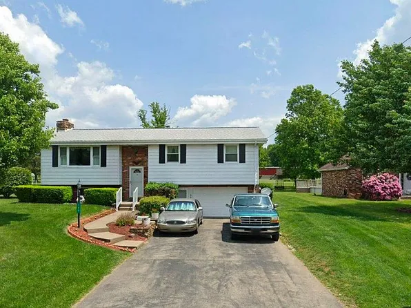 140 Redstone Furnace Rd, Hopwood, PA 15445