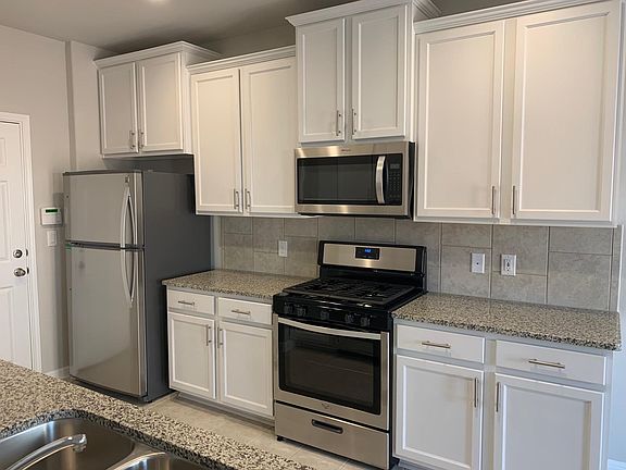 3rd image of 11806 Bracco Dr