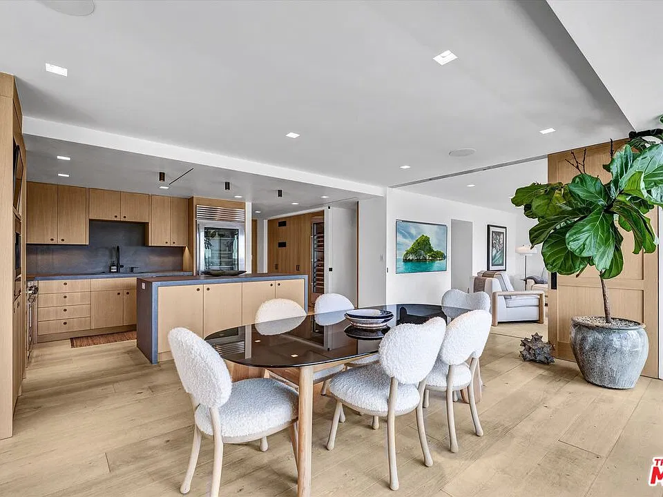 999 N Doheny Dr #Penthouse 1
