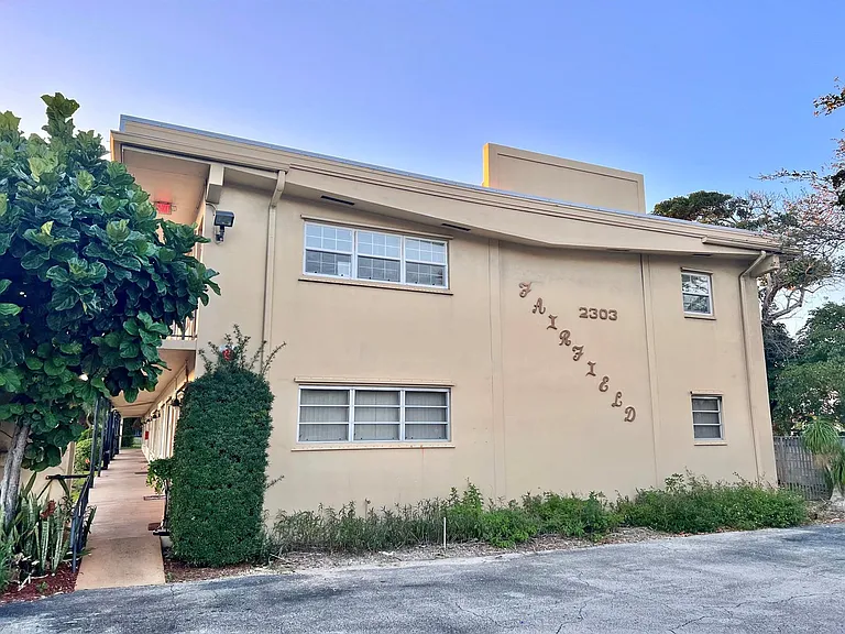 2309 S Federal Hwy #10 — Photo 15