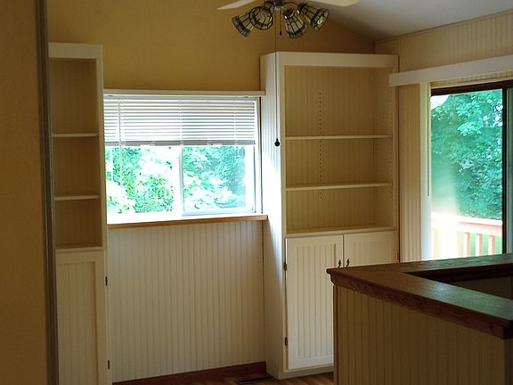 5th image of 1738 Mortus Dr