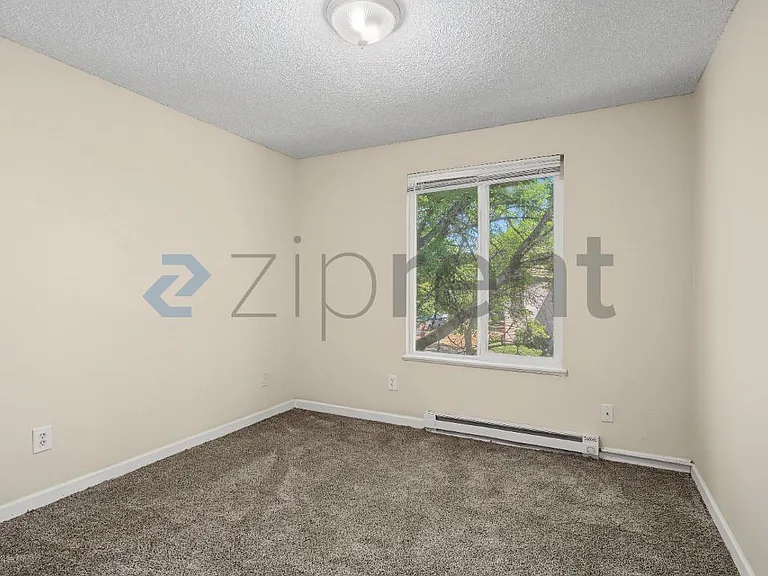 9660 SW Prairie Ter #D — Photo 13