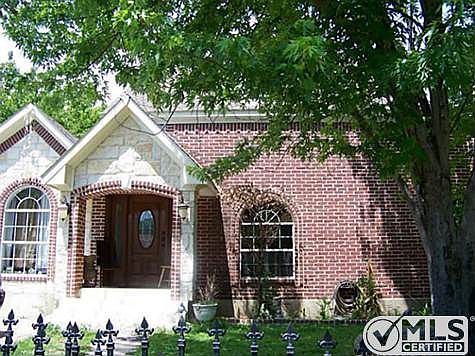 1st image of 527 Lacewood Dr