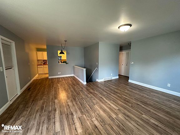 4th image of 3109 Vineyard Ln