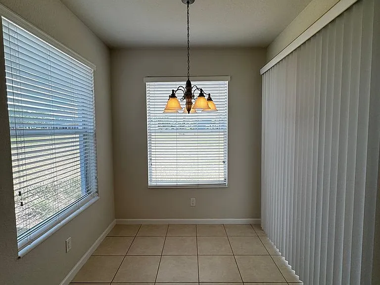 4401 SW 52nd Cir #101 — Photo 15