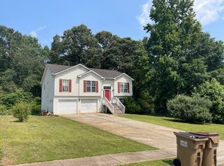 824 Eastmont Rd, Winder, GA 30680