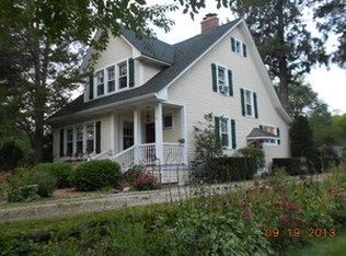 7010 Hillside Rd, Crystal Lake, IL 60012