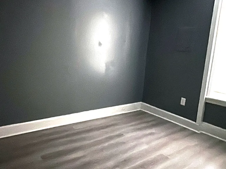 6327 N Woodstock St — Photo 7