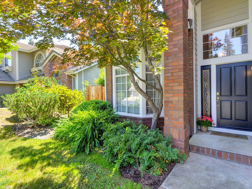 1st image of 2249 Banbury Cir