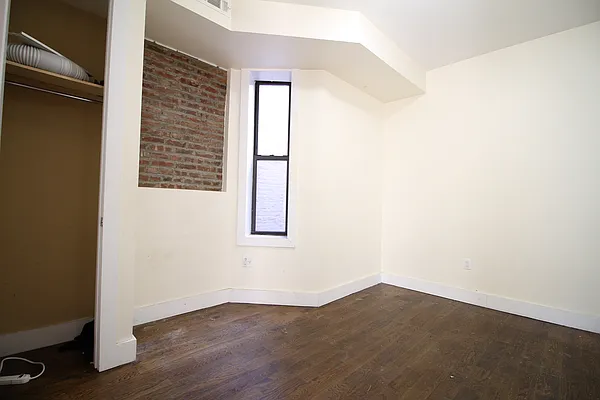 Rented by Flight of Fancy Realty Group | media 30