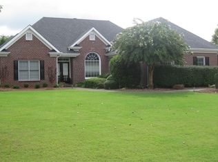 4 Hampton Ln, Cartersville, GA 30120