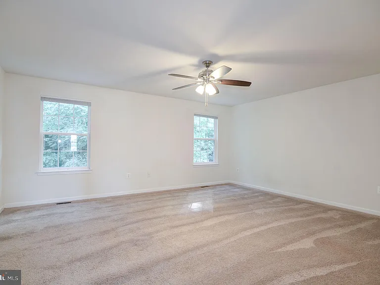 3401 Eagle Ridge Dr — Photo 27
