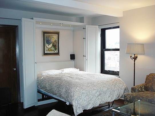 4th image of 249 8th Ave #11D