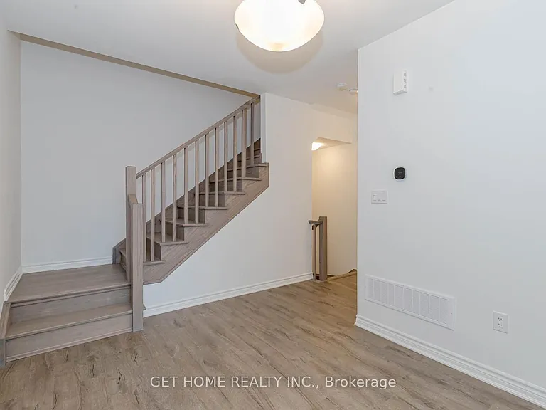 1909 Thames Cir — Photo 9