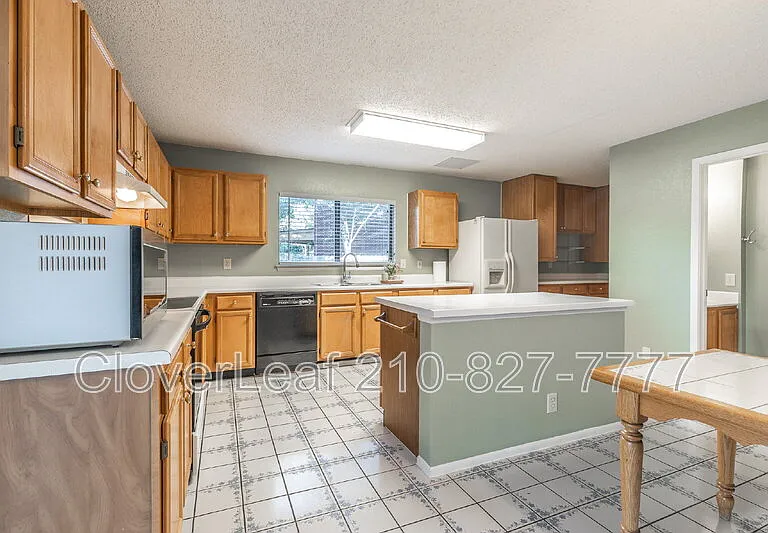 7426 Rainfall Park — Photo 22
