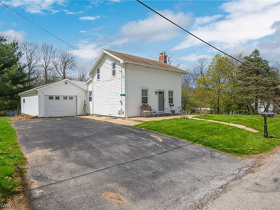 2nd image of 10716 Green Rd
