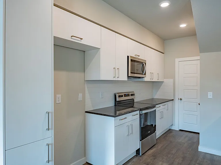 644 Wheatfield Dr — Photo 10