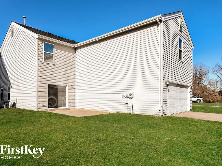 410 Covered Bridge Ln — Photo 14