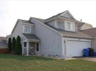 1475 S Pembroke Dr, South Elgin, IL 60177