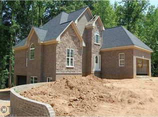5 Hope Xing, Lexington, NC 27295