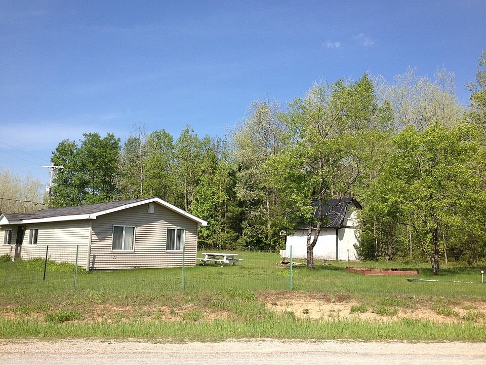 2nd image of Pine Grv