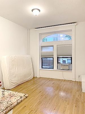 1st image of 151 W 76th St #1F