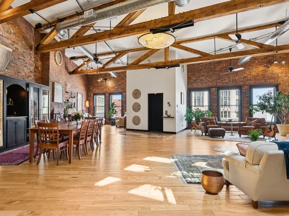 28 Monument Square #1, Portland, ME 04101