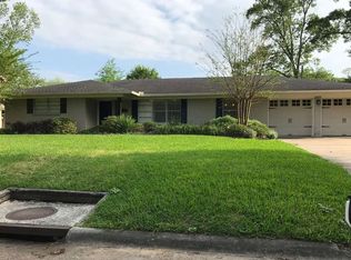 5715 Dellwood Ln, Beaumont, TX 77706