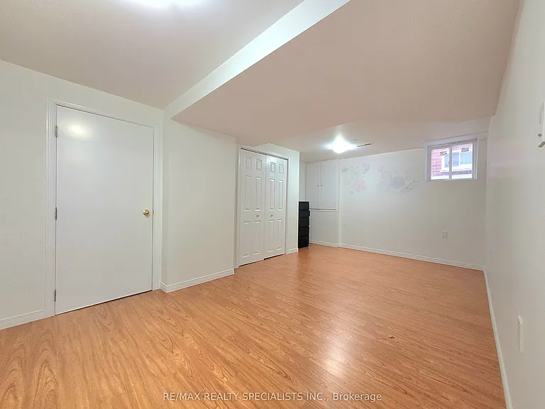 24 Blazing Star Dr #BASEMENT — Photo 16
