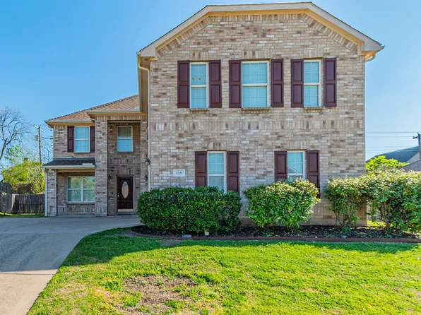 115 Matamoros St, Grand Prairie, TX 75051
