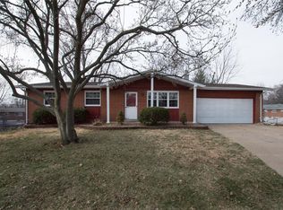 11634 Gwengreen Dr, Bridgeton, MO 63044