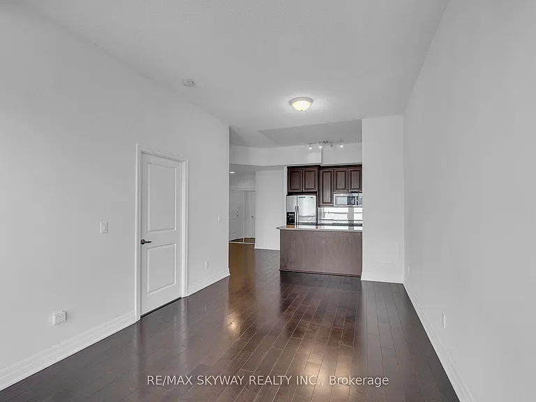 628 Fleet St #LPH03 — Photo 22
