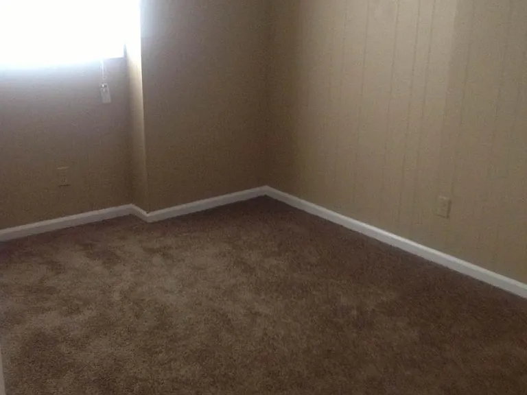 1820 E Johnson Ave — Photo 14