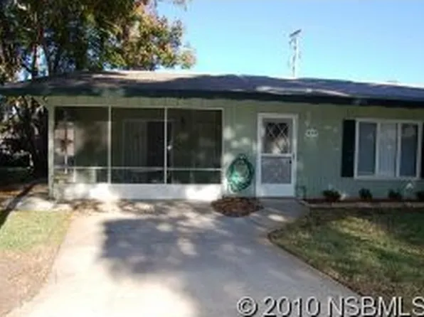 27 Country Club Dr #B, New Smyrna Beach, FL 32168