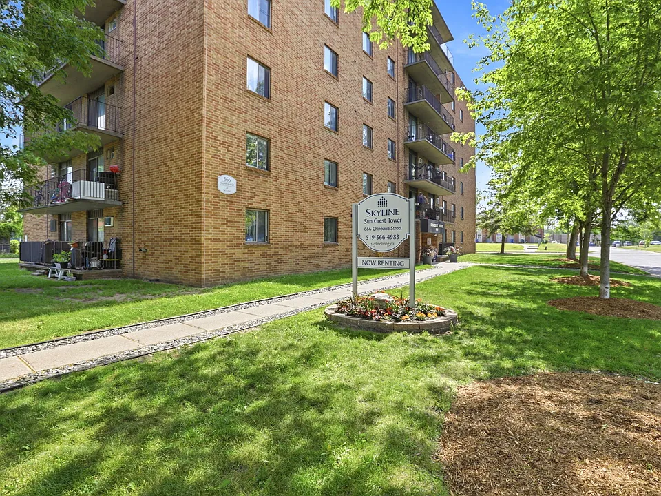 666 Chippawa St #504