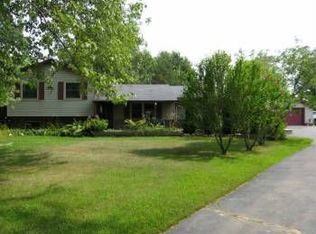 4608 Red Oak Dr, Metamora, MI 48455