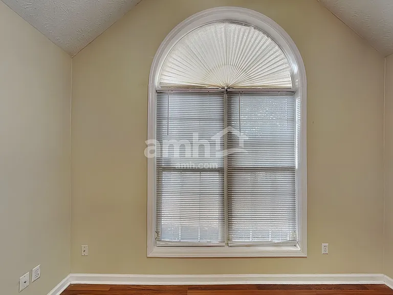 104 Ivy Springs Dr — Photo 14