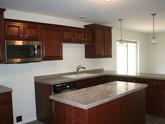 3rd image of 217 Trinity Dr #49