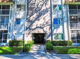 1520 GLEN OAKS DRIVE E #244, SARASOTA, FL 34232